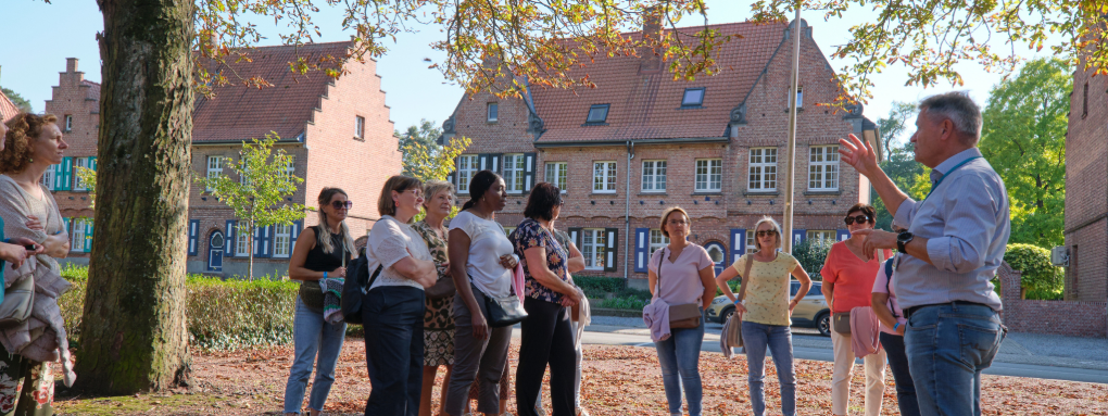 Zomerzondag: Op pad in de cité